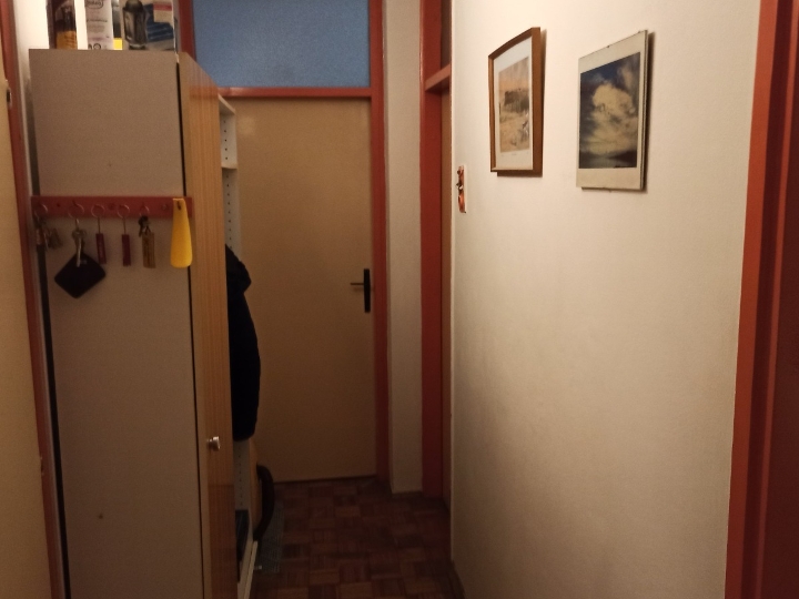 Iznajmljujem dvosoban stan, Osijek