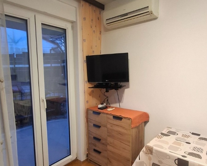 Viškovo (Saršoni), garsonijera 26m2