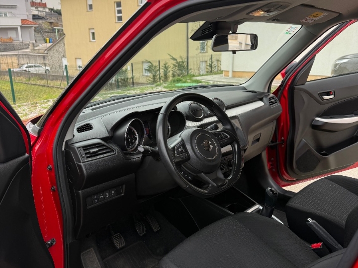 Suzuki Swift, 2021., max oprema 79tkm!