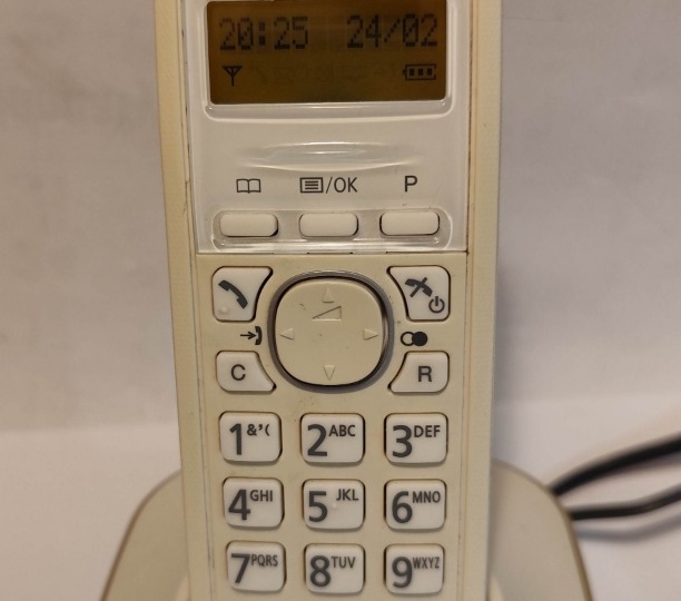 Panasonic bežični telefon