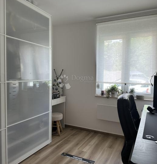 Matulji, Mučići, 2S+DB, 72.43m2, 2 parkirna mjesta, balkon