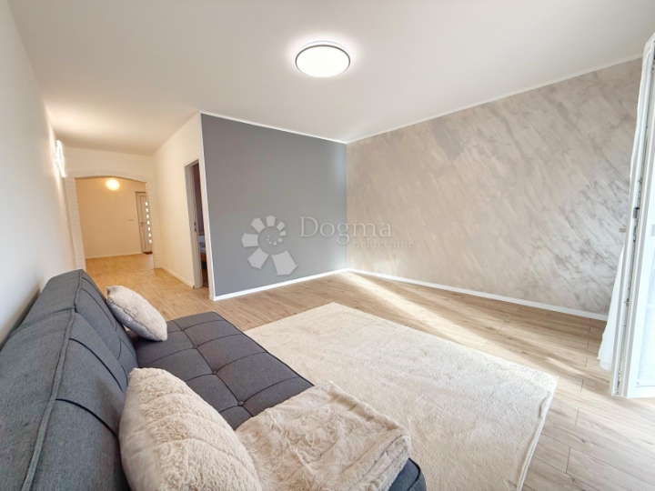 Rovinj, top lokacija, renoviran stan blizu plaže