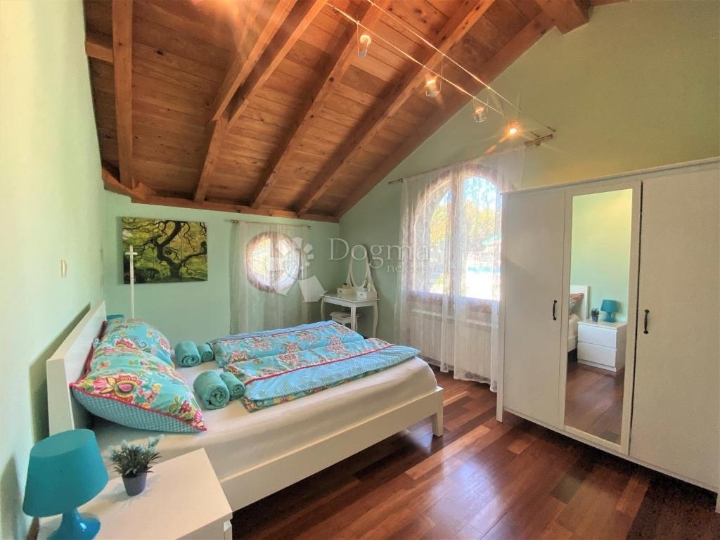 Matulji, najam ville s bazenom