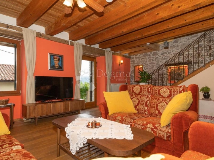 Matulji, najam ville s bazenom