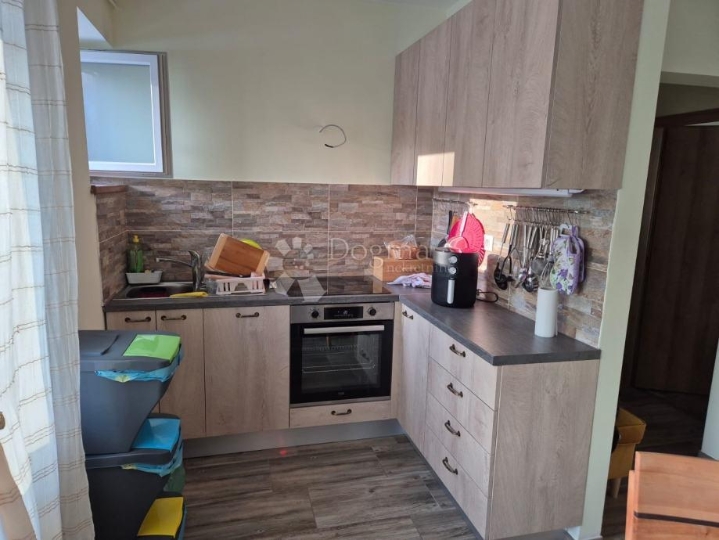 Renoviran stan u Moravicama