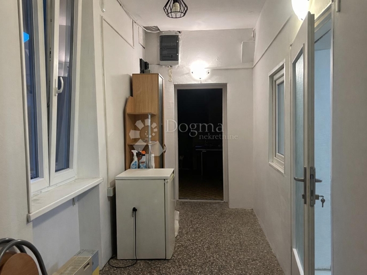 Pula - dva odvojena stana ili jedan veliki dom