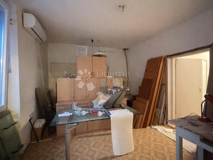 Pula - dva odvojena stana ili jedan veliki dom