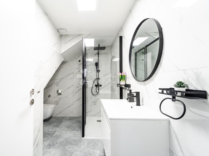 Ima matematike! Borongaj 107m2, 11 ležajeva