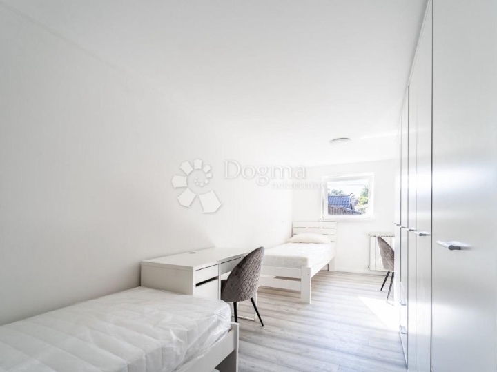 Ima matematike! Borongaj 107m2, 11 ležajeva