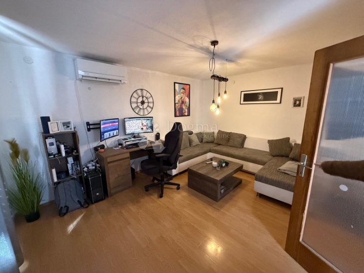 Hreljin – Samostojeća kuća s pogledom na more!