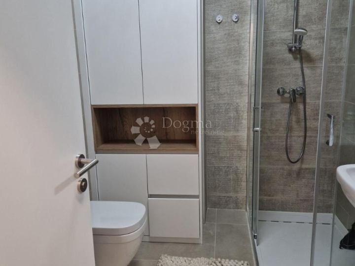 Prilika, sniženo! Labin, okolica, novogradnja 1.red do mora