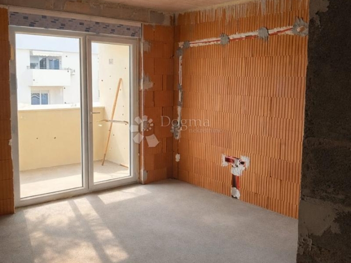 Stan u novogradnji 42 m2, 3. kat Monvidal