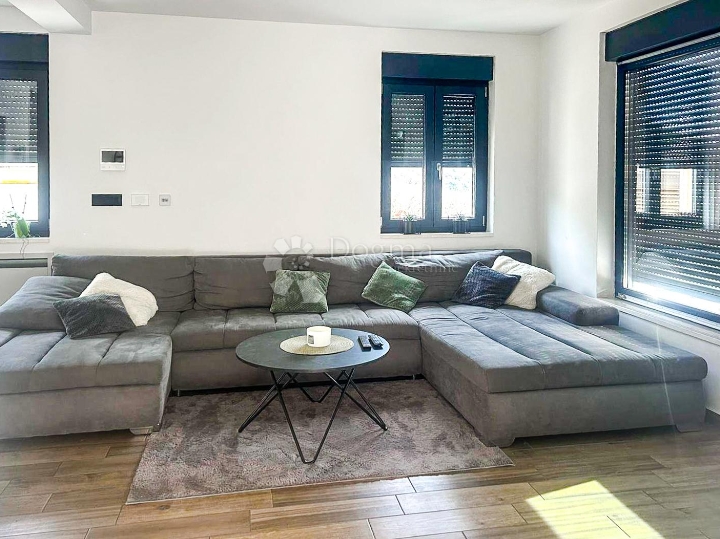 Novogradnja - samostojeća kuća u Rijeci