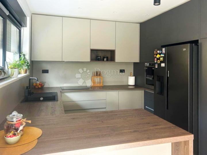 Novogradnja - samostojeća kuća u Rijeci