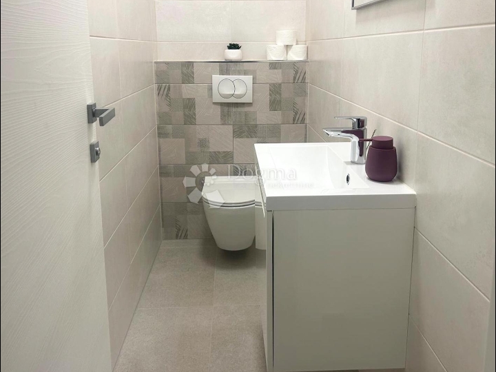 Novogradnja - samostojeća kuća u Rijeci