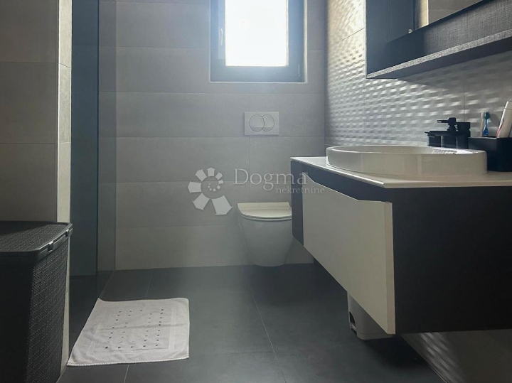 Novogradnja - samostojeća kuća u Rijeci