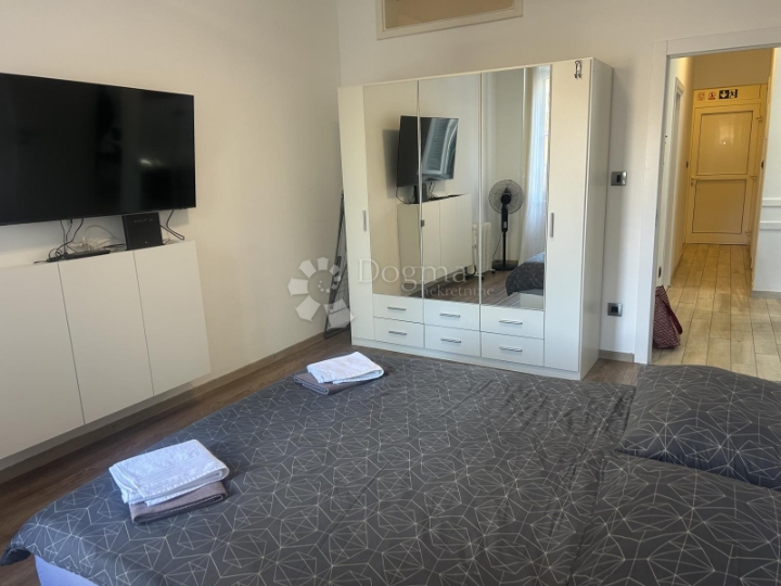 Rijeka Centar, 2S+DB namješten prodaja