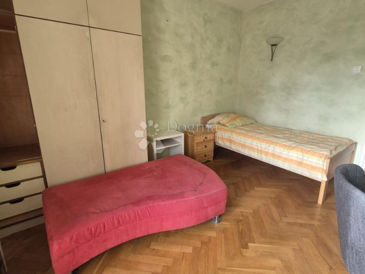 Turnić, 2S+DB, 2 balkona - prilika