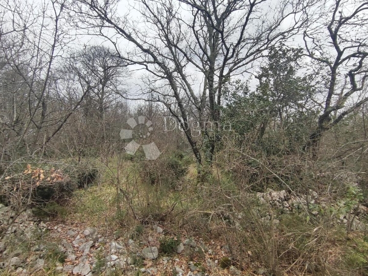 Atraktivno građevinsko zemljište Bivio