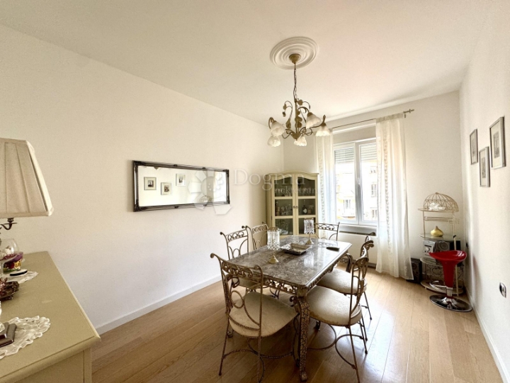 Elegantni stan u srcu Rijeke – pogled koji oduzima dah