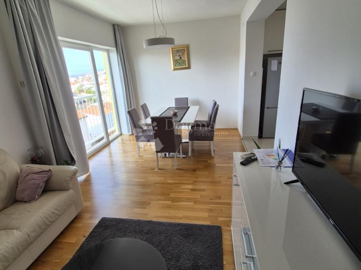 Dvosobni komforan app 58,5m2 s pogledom