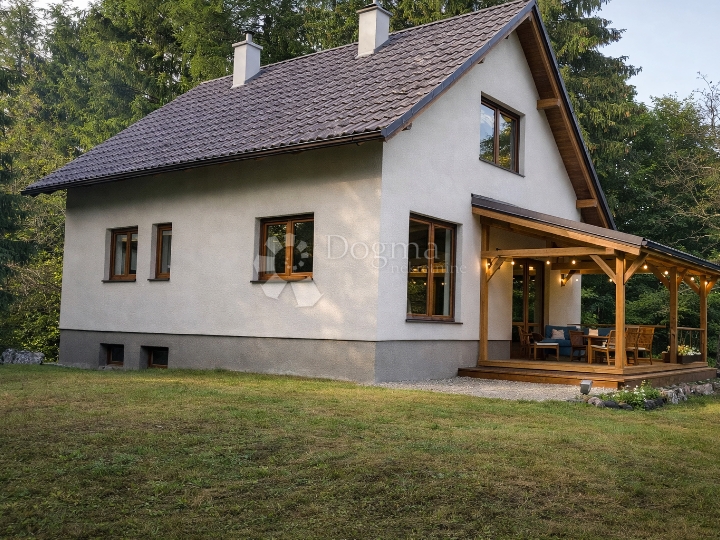 Gerovo, kuća na rubu šume, privatni retreat u srcu Gorskog kotara