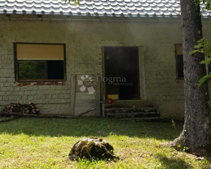 Gerovo, kuća na rubu šume, privatni retreat u srcu Gorskog kotara