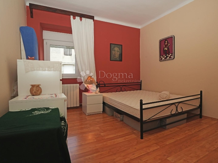 Top cijena! 2.779€ m2 - divan stan u centru Pule!