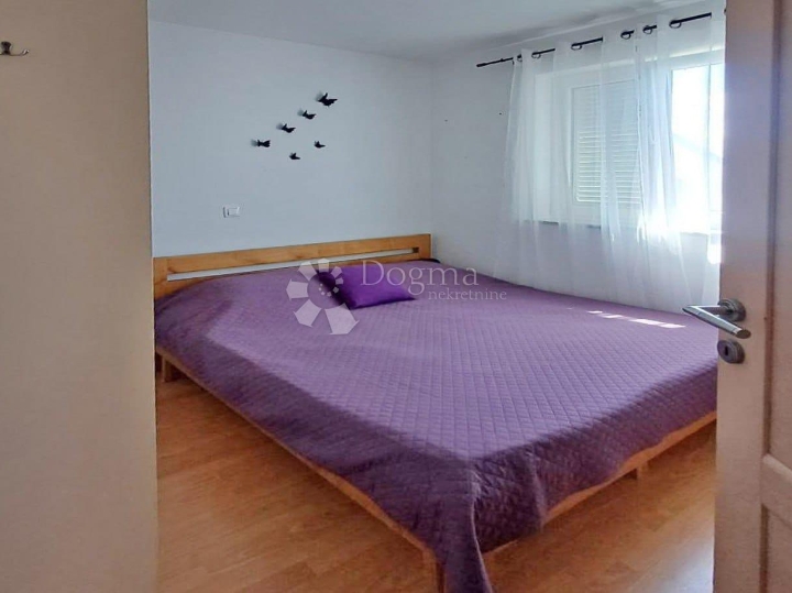 Poreč (okolica) - namješten stan 2S+DB