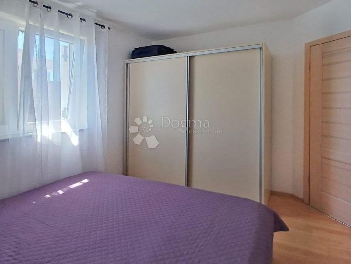 Poreč (okolica) - namješten stan 2S+DB