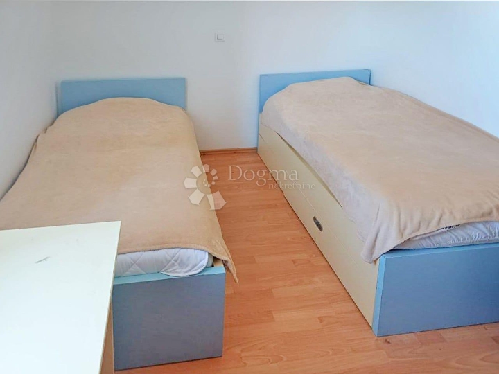 Poreč (okolica) - namješten stan 2S+DB