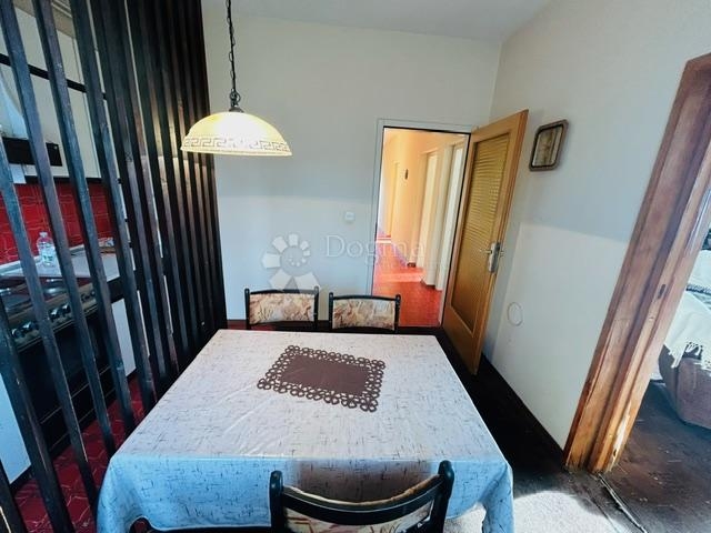 Etaža na Krimeji s pogledom na more