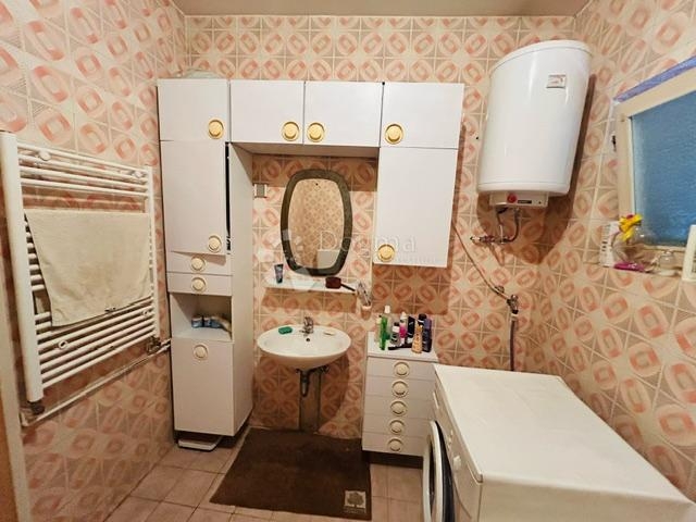 Etaža na Krimeji s pogledom na more