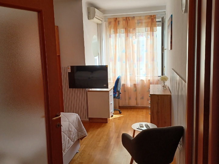 1S kl. stan, Pećine