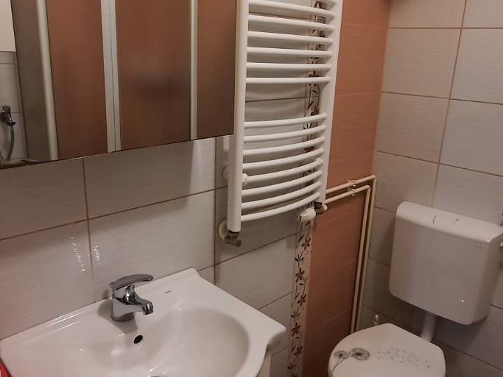 Dugoročni najam stana, Jadranovo