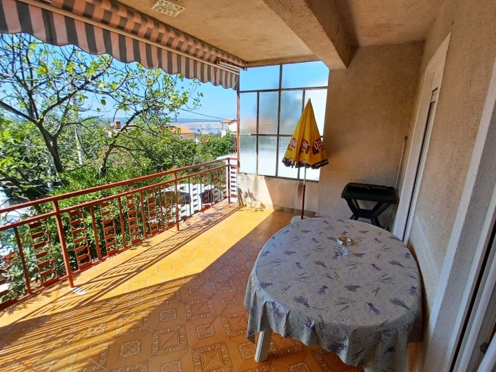 Dugoročni najam stana, Jadranovo