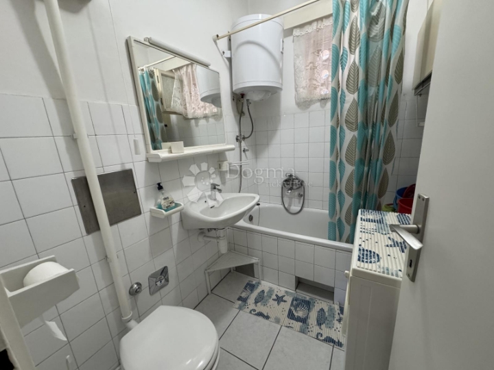 Apartman/ stan u Senju 100 m od plaže