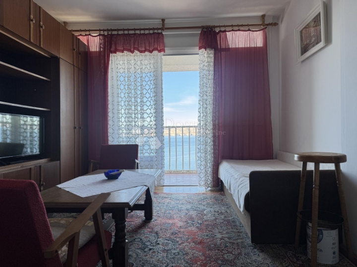 Apartman/ stan u Senju 100 m od plaže