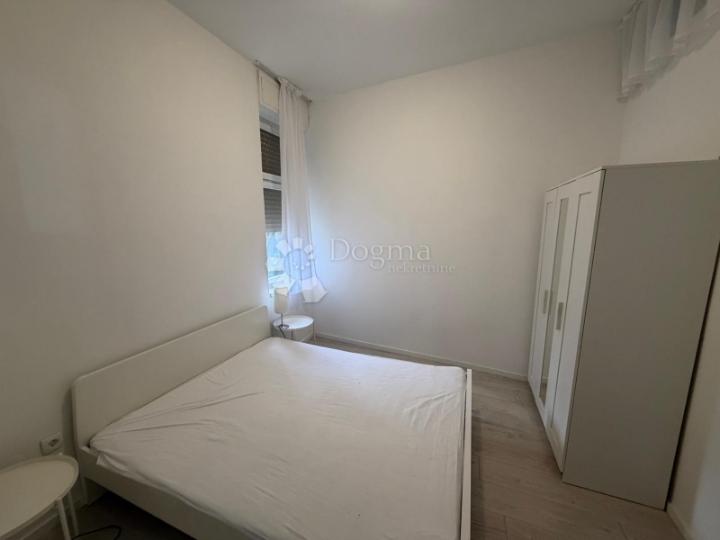 Rijeka, Centar, 2S stan, 60 m²