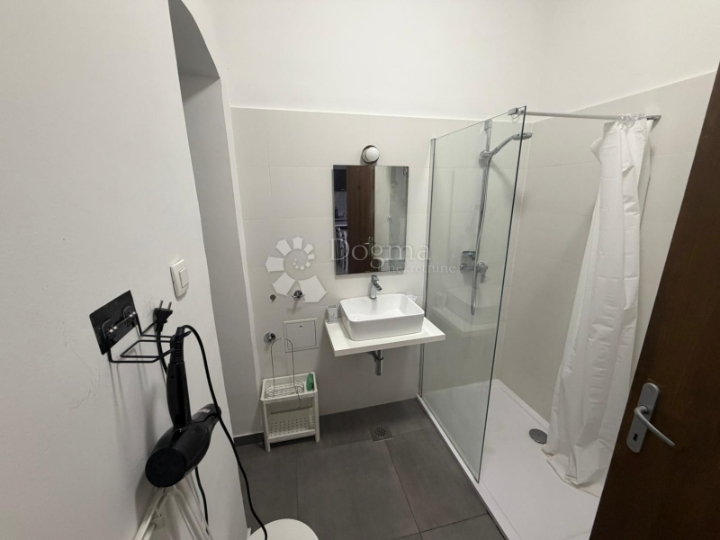 Rijeka, Centar, 2S stan, 60 m²