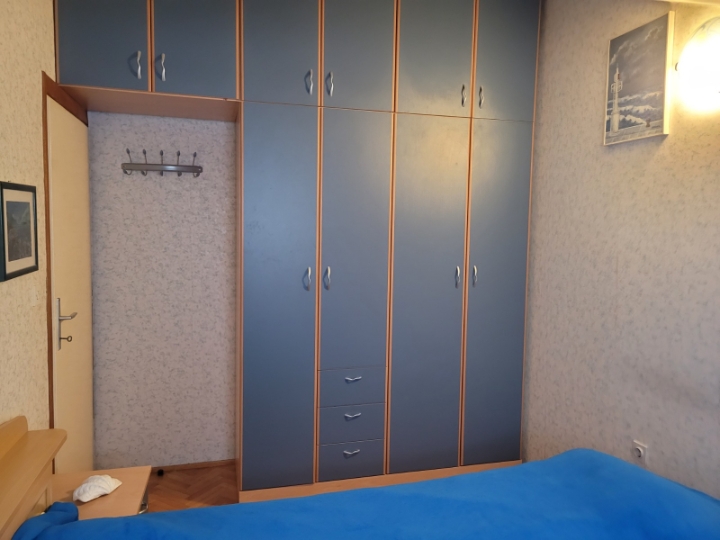 Škurinje - klasični trosobni - 53 m2