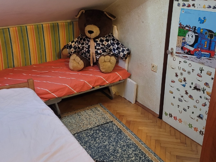 Škurinje - klasični trosobni - 53 m2