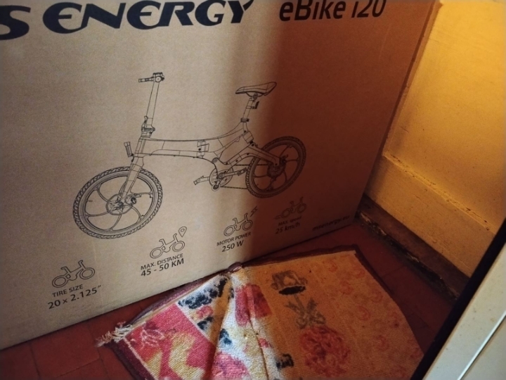 Prodajem novi E bike i20