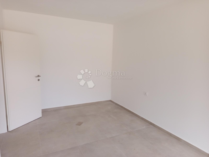 Idealna obiteljska nekretnina na Velom Vrhu, stan A16