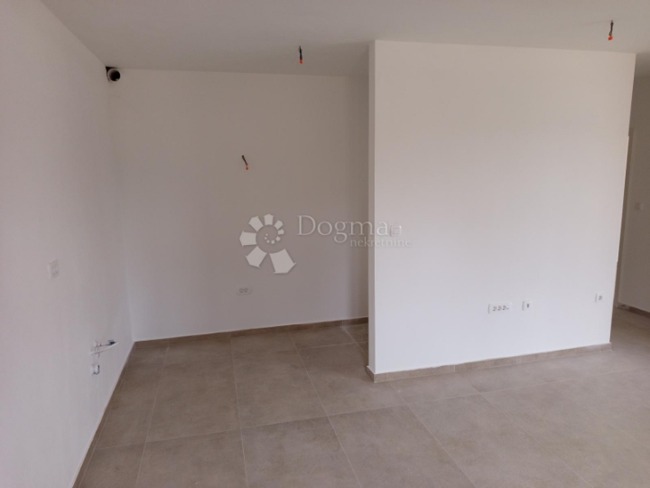 Idealna obiteljska nekretnina na Velom Vrhu, stan A16