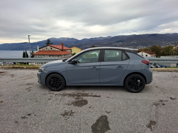 Opel corsa GS Line turbo 2024