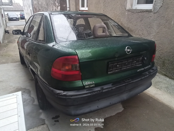 Opel astra