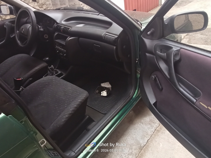Opel astra