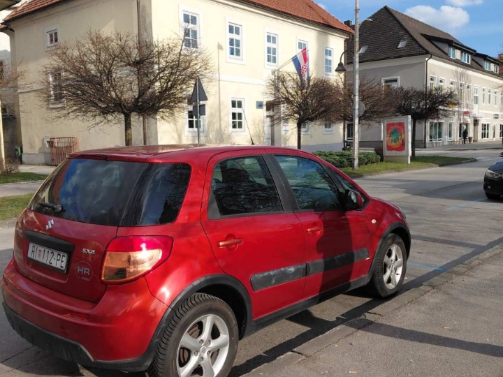 Suzuki SX4
