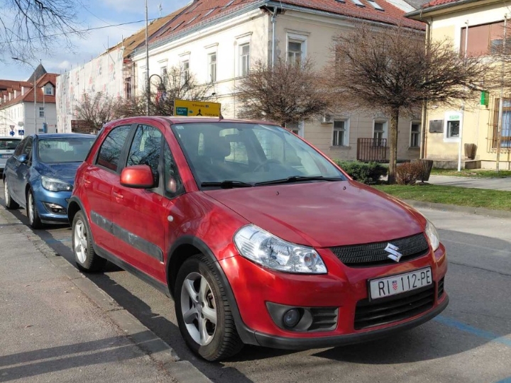 Suzuki SX4